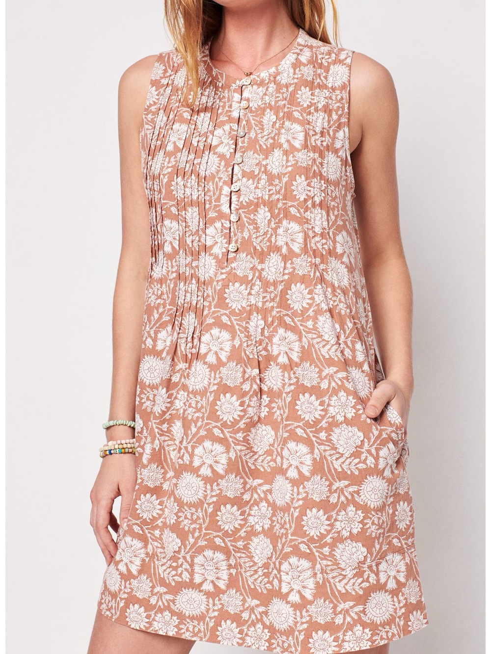 Faherty Pleated Isha Mini Dress Medium EUC Resortwear Summer Vacation